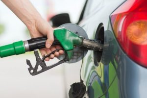 पेट्रोलमा रु. ५ डिजल र मट्टितेलमा रु. २ का दरले मुल्य वृद्धि