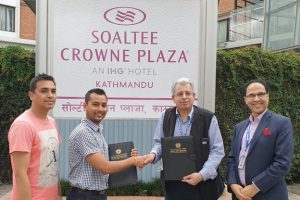 नेपाल एसबिआई बैंक र सोल्टी ईन्टरप्राइजेज बीच सम्झौता
