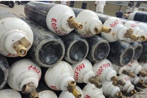 रसुवागढी नाकाबाट १०हजार सिलिण्डर आयात