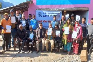 अजोड इन्स्योरेन्सको घुम्ती बीमा सेवा कार्यक्रम सम्पन्न