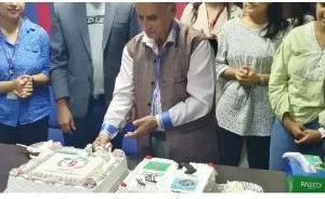 सन नेपाल लाईफ इन्स्योरेन्स छैटौं बार्षिक उत्सवमा  रक्तदान
