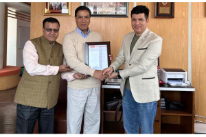 भोजपुर क्याम्पस र लक्ष्मी केयर्सलाई इसेवा मनि ट्रान्स्फरद्धारा सहयोग