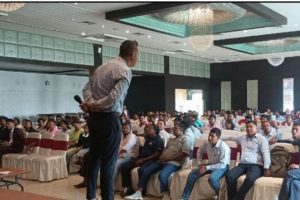प्रभु महालक्ष्मी लाइफको अभिकर्ता मिलन समारोह सम्पन्न