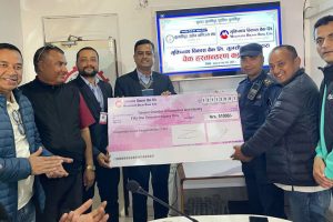 तुलसीपुर उद्योग वाणिज्य संघलाई मुक्तिनाथ विकास बैंकको ५१ हजार सहयोग