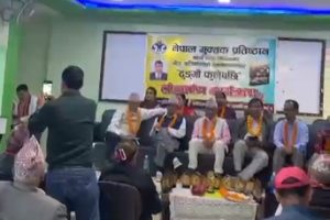 कवि नेत्र खतिवडाको मुक्तक सङ्ग्रह ‘ढुङ्गो फुलेपछि’ लोकार्पण