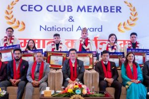 नेशनल लाइफ इन्स्योरेन्सद्वारा बागमती प्रदेशका सिईओ क्लब सदस्यलाई सम्मान