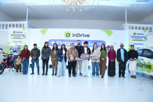 इनड्राइभद्वारा ‘प्लेटिनम ड्राइभर्स गिभअवे’ विजेतालाई पुरस्कार वितरण