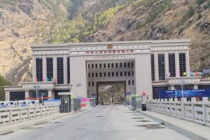 रसुवागढी नाकाबाट ९ महिनामा ३१ अर्बभन्दा बढीको आयात