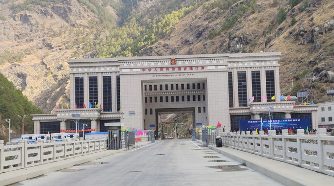 रसुवागढी नाकाबाट ९ महिनामा ३१ अर्बभन्दा बढीको आयात