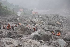 भोटेकोशी बाढीबाट १२ जलविद्युत् आयोजना प्रभावित, ९३३ जना सम्पर्कविहीन
