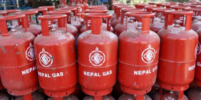 ग्यास अभाव बढेपछि उद्योगबाट खुद्रा बिक्री रोक्न महासंघको माग