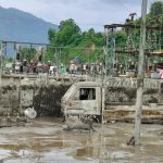बाढी प्रभावित क्षेत्रमा विद्युत् पुनःस्थापनालाई तीव्रता, धार्चेमा अझै अवरुद्ध