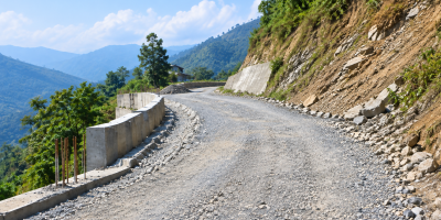 मेची करिडोरको ९.५ किलोमिटर सडक स्तरोन्नतिको ठेक्का सम्झौता अन्त्य